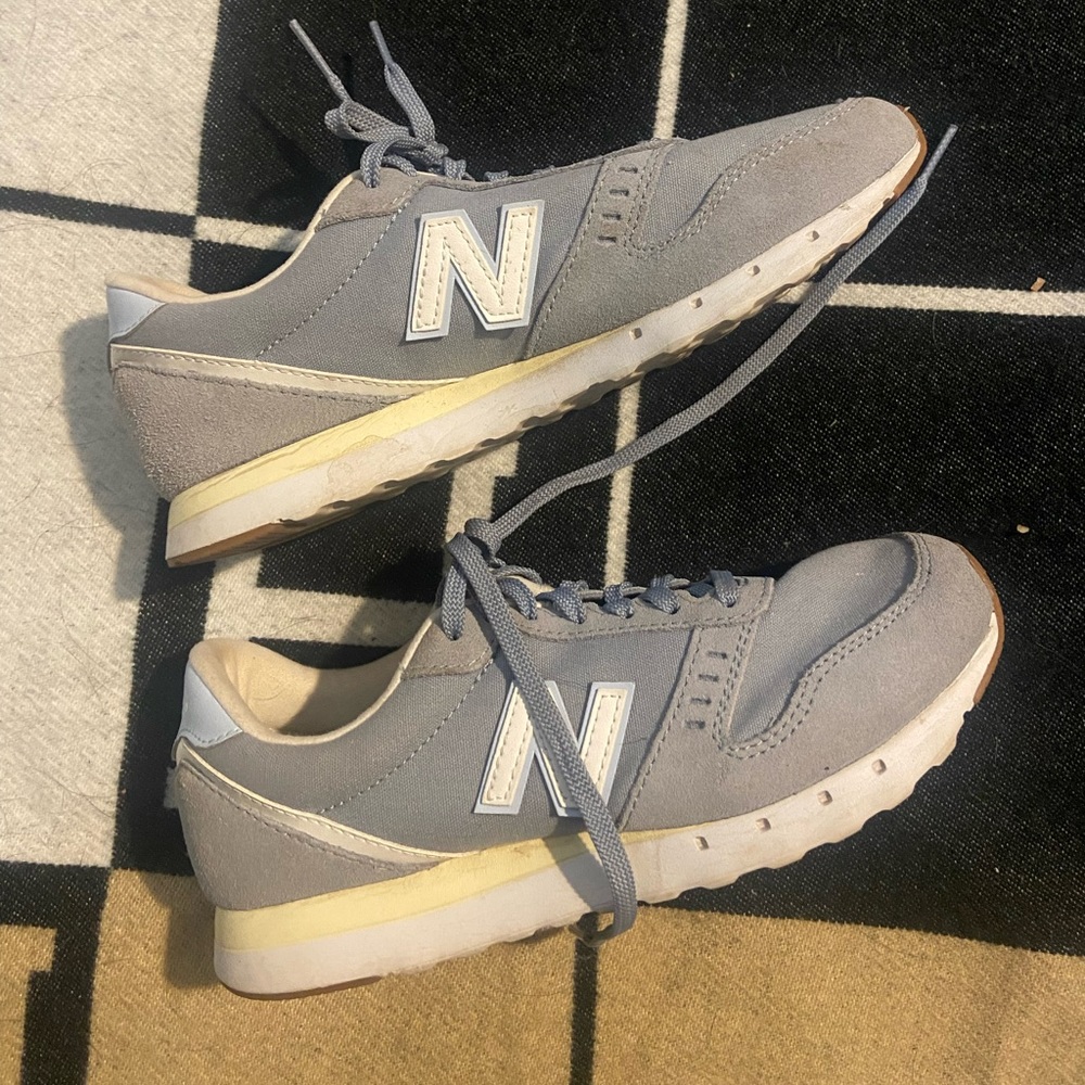 Size 8 Baby Blue - Gray New Balances